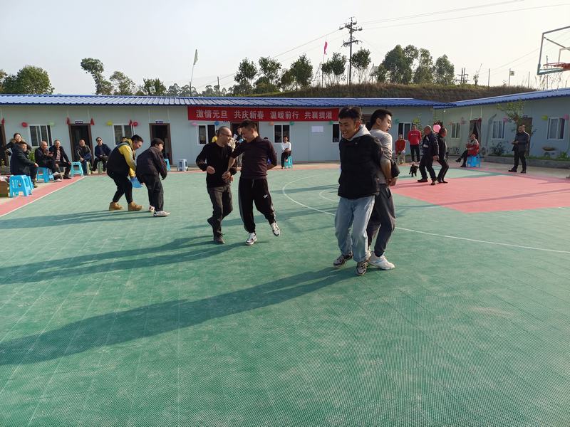 小井溝提灌渠項目部開展“慶元旦 促和諧”趣味活動