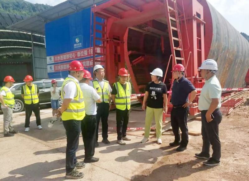 水利廳侯軍一行蒞臨亭子口項目I標段開展防汛減災和安全生產督導專項檢查
