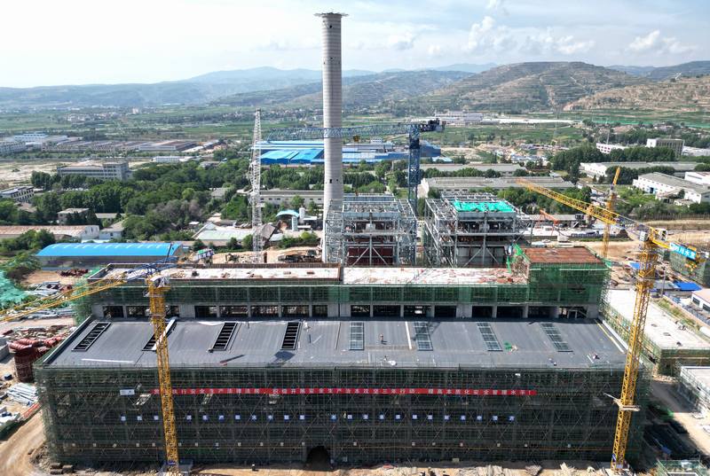 匠心澆筑，榮耀封頂——隴西熱電聯產項目主廠房結構全面封頂